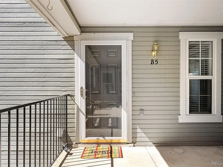 6755 S Ivy St #B5 — Photo 17