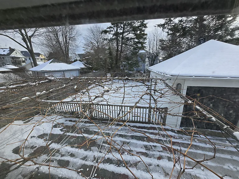 173 School St — Photo 26