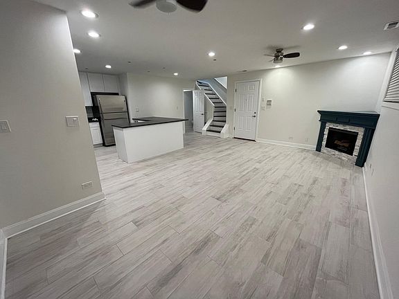 Dining - NEW