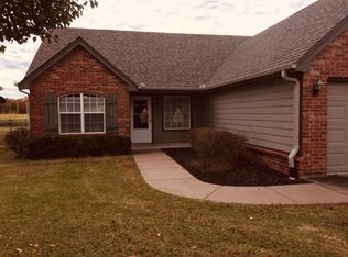 1502 W 11th St, Grove, OK 74344