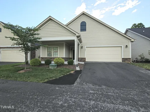 1470 Hatterdale Farm Rd, Blountville, TN 37617