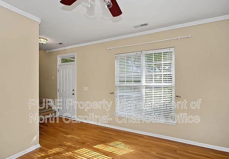 7428 Darblay St — Photo 6