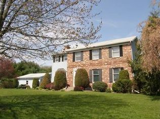 101 Back Brook Rd, Ringoes, NJ 08551