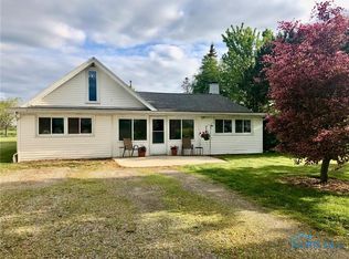 5151 Keller Rd, Walbridge, OH 43465