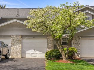 694 N Tamarac Blvd, Addison, IL 60101