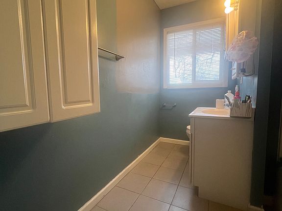 5th image of 2612 Edgelea Dr