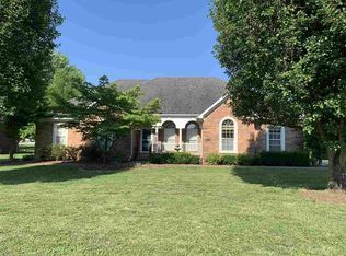 1507 Crossbreeze Ct, Bowling Green, KY 42104