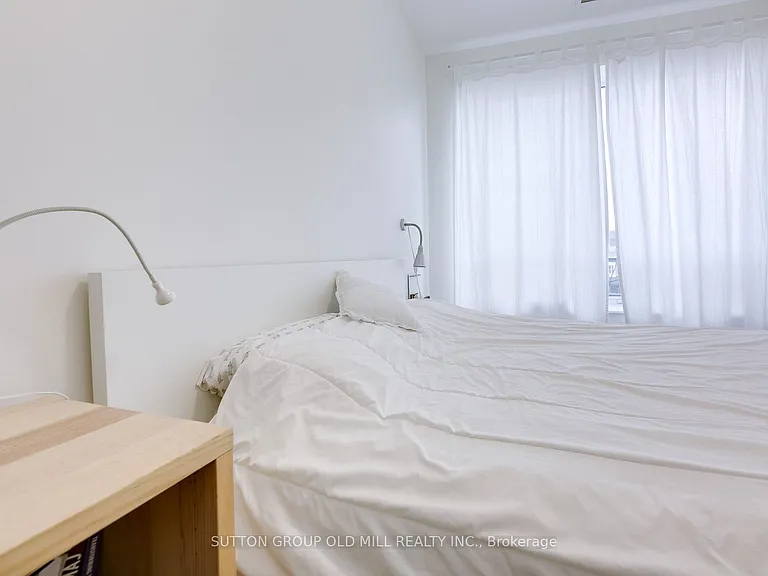 61 Heintzman St #308 — Photo 13