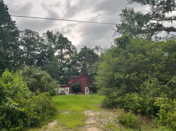 101 Gillette Rd, Kingsland, GA 31548