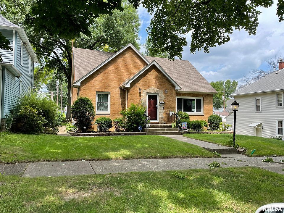 745 21st Ave, East Moline, IL 61244 Zillow