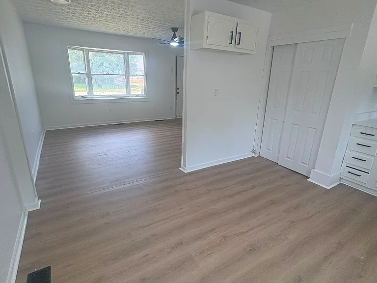 164 Pat Ln — Photo 4