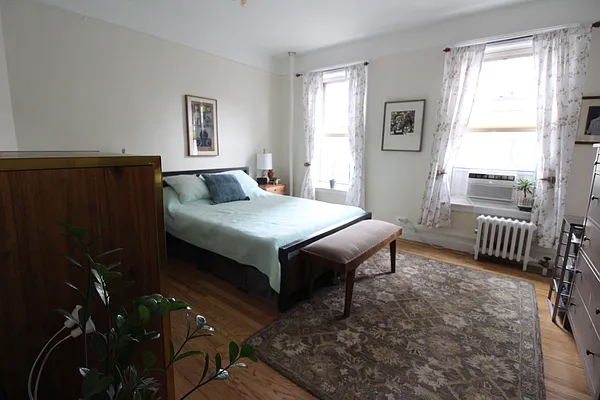 Rented by Luxor Homes & Investment Realty | media 32