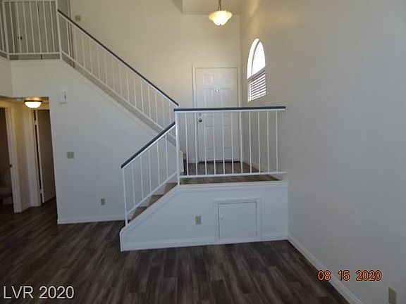 3rd image of 1620 Fig Palm Ct