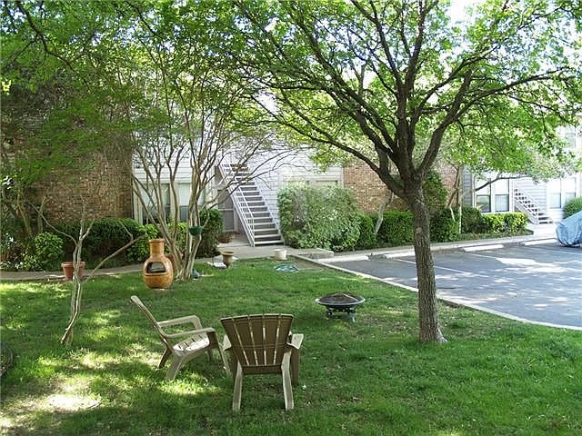 2nd image of 3839 Dry Creek Dr Unit 143