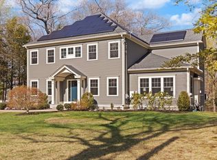 555 Lowell St, Lexington, MA 02420