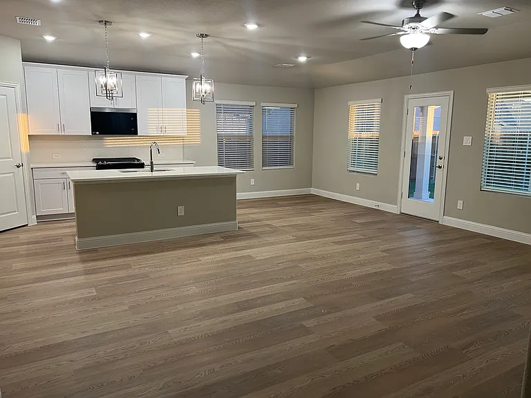5908 Brittner Dr — Photo 5