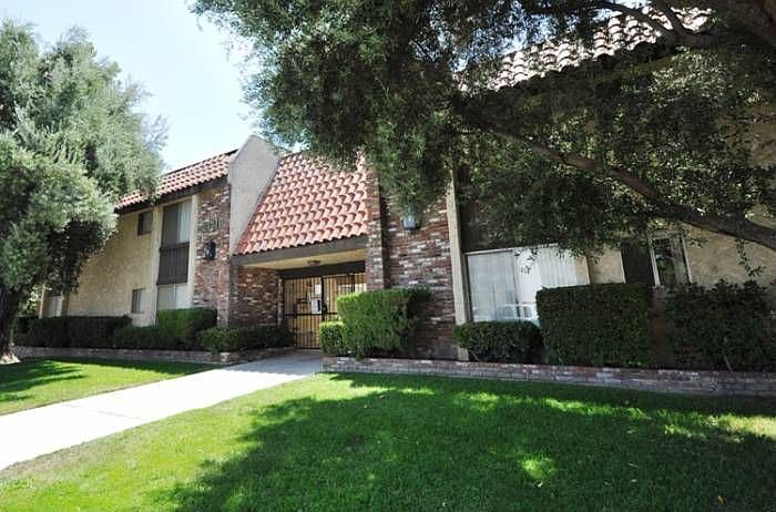 24411 Newhall
