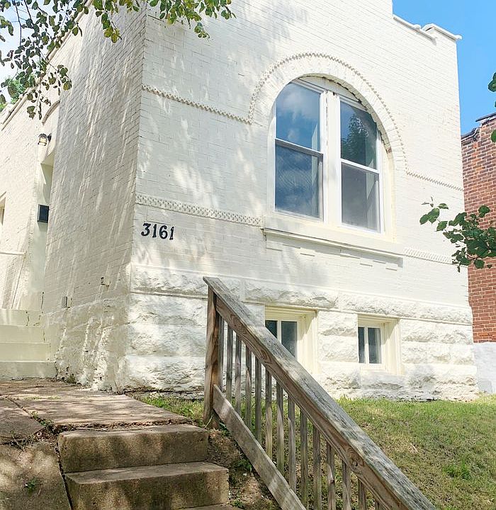 1st image of 3161 California Ave