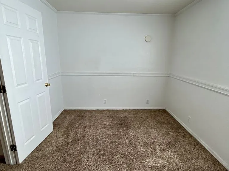 365 NE Loper Ave #1-3 — Photo 10