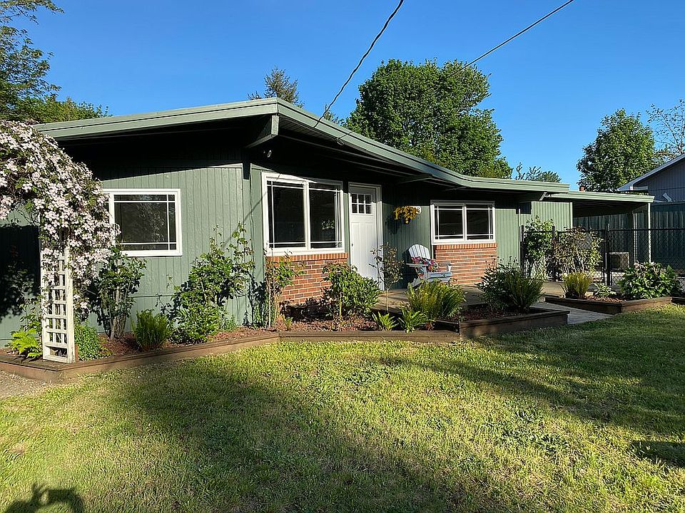 1st image of 2328 Dove Ln NE
