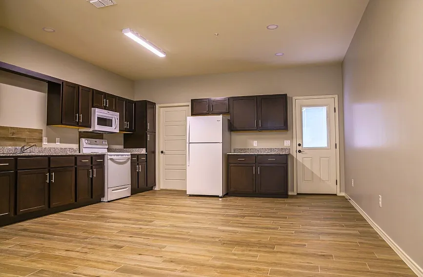 2 bed, 2.5 bath, 1199 sqft, $1,150 — Photo 3