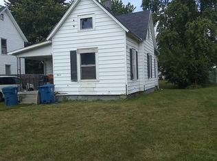 824 E Seminary Ave, Hoopeston, IL 60942