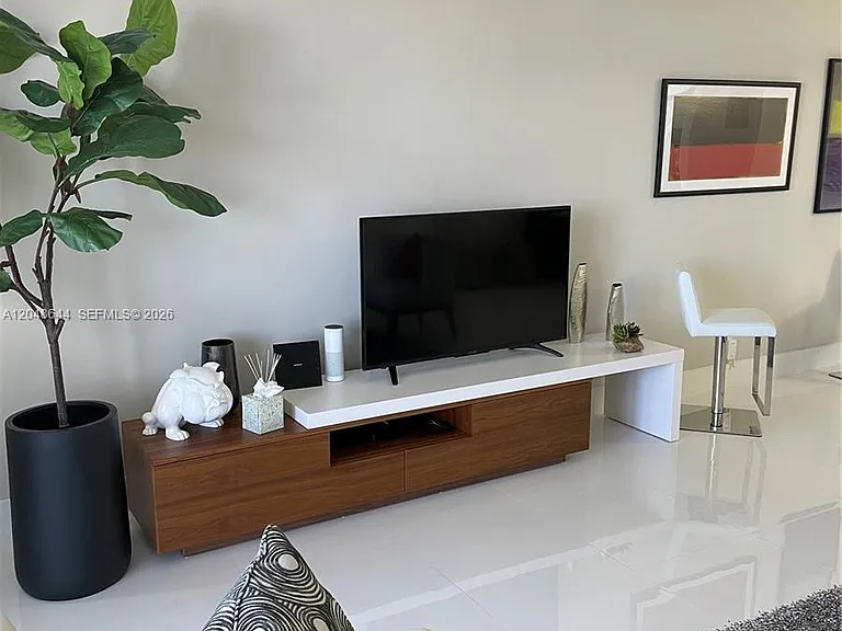 2500 Parkview Dr #1405 — Photo 19