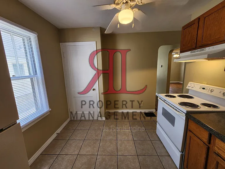 416 S Weyant Ave — Photo 12