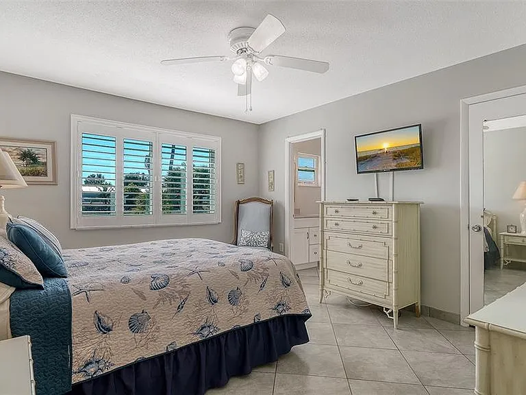 2657 Riverbluff Pkwy #V-122 — Photo 16