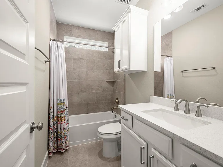 311 Pilazzo St — Photo 21