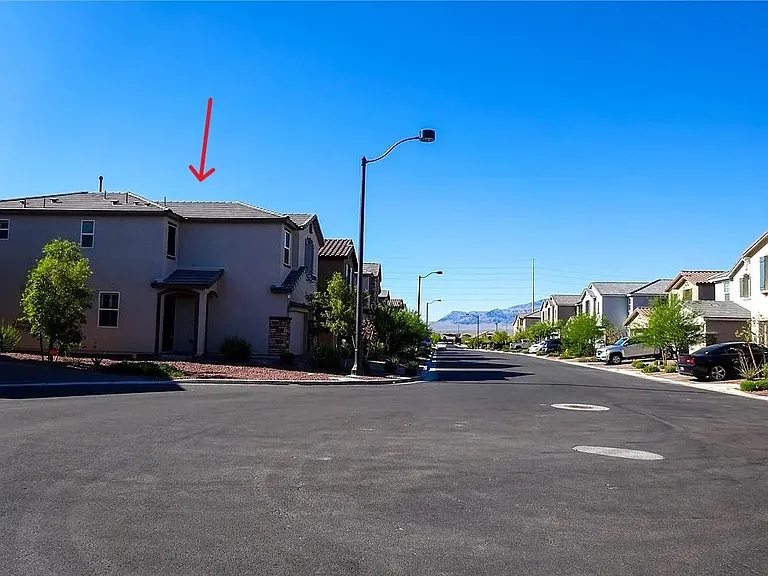 7905 Brookside Falls Ct — Photo 2