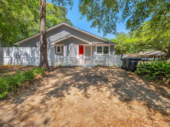 2002 Sandcastle Dr, Tallahassee, FL 32308