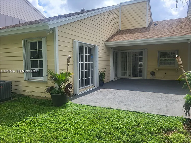 14419 SW 142nd Ct — Photo 16