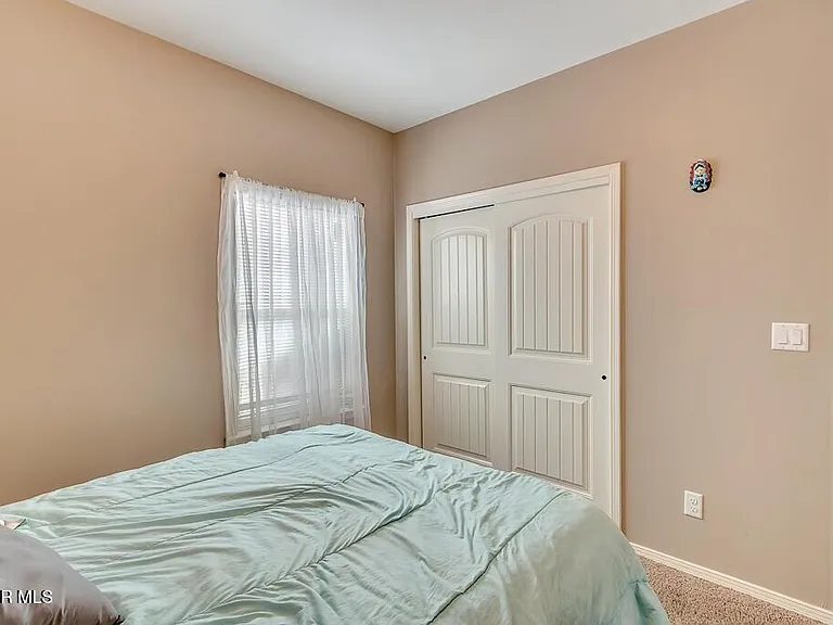 12921 Hueco Cave Dr — Photo 33