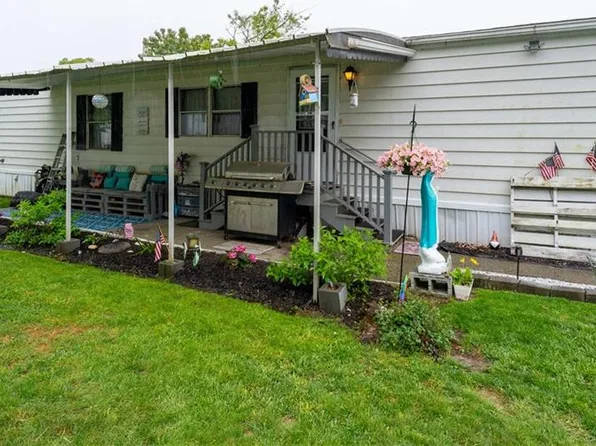 301-39 Bulgarmarsh Rd, Tiverton, RI 02878