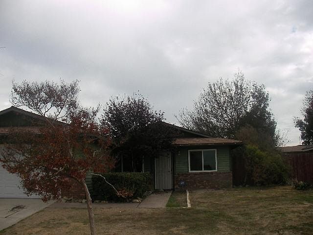 1st image of 382 S Maricopa St