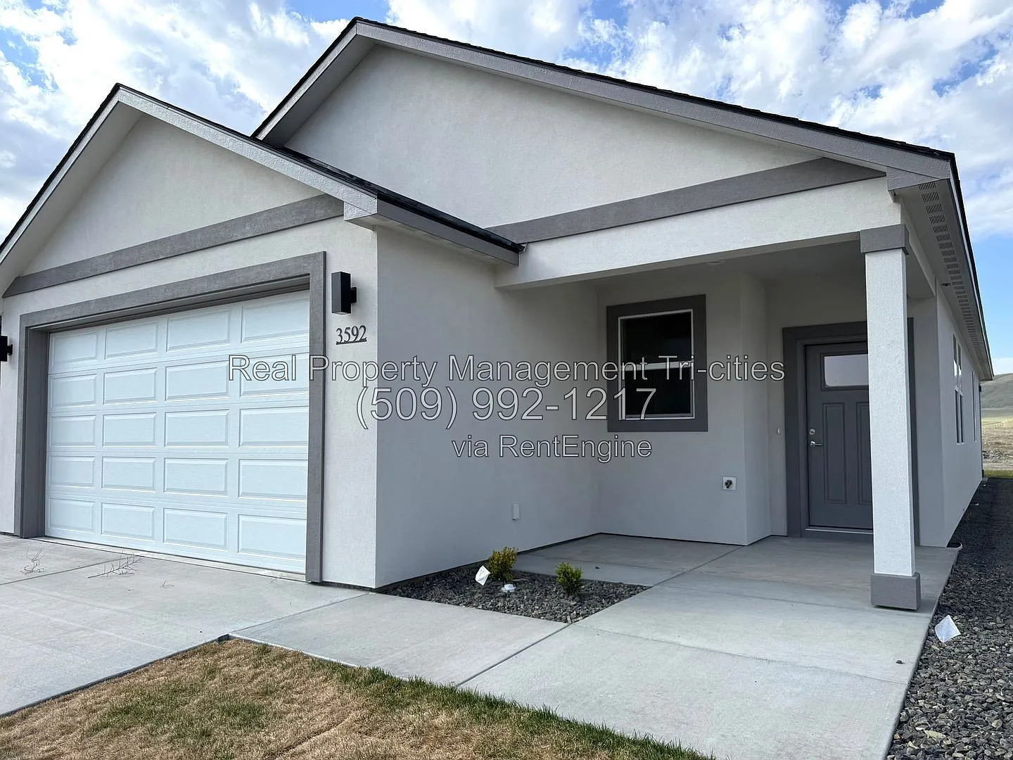 3 bed, 2.0 bath, 1498 sqft, $2,440 — Photo 2