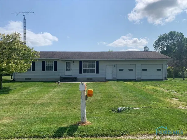 12570 W Axline St, Fostoria, OH 44830