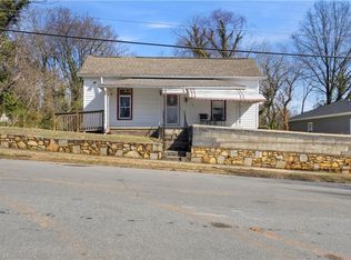 1303 N Jackson Ave, Winston Salem, NC 27101