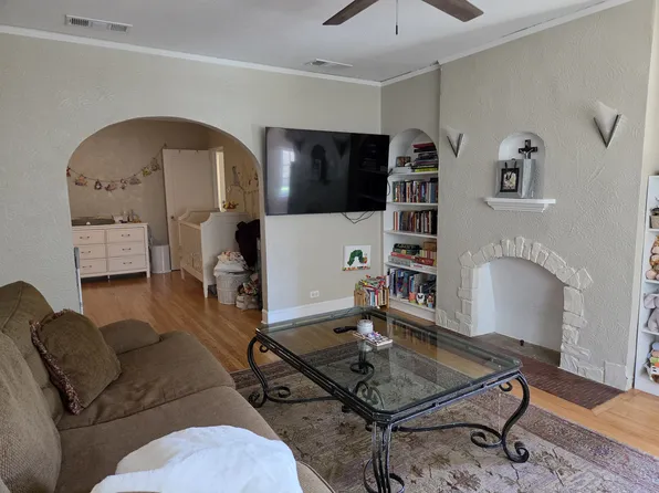 5737 Goodwin Ave, Dallas, TX 75206