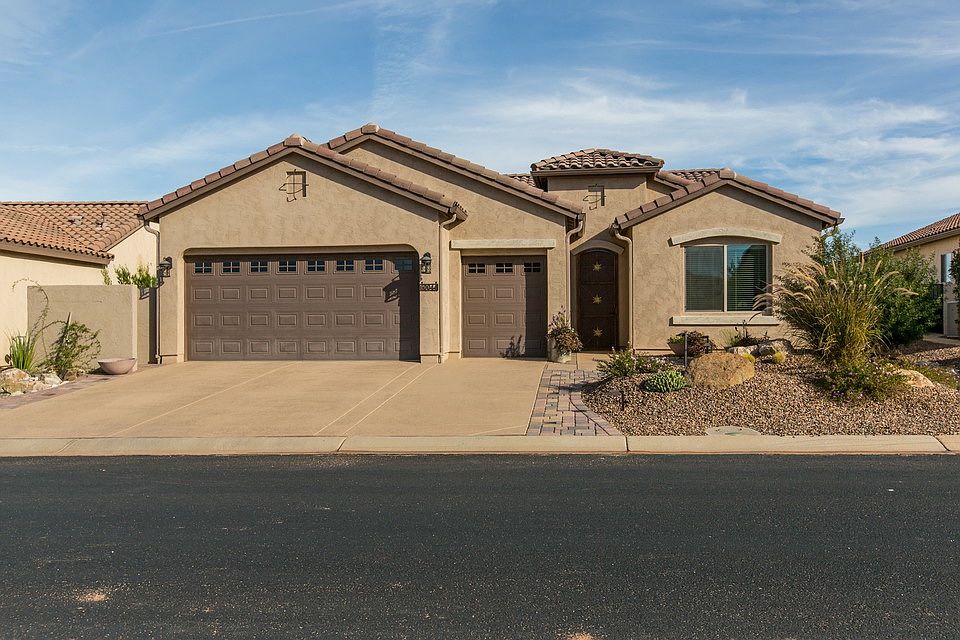 1st image of 60044 E Arroyo Vista Dr