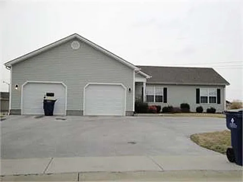 377 Kenlee Cir Photo 1