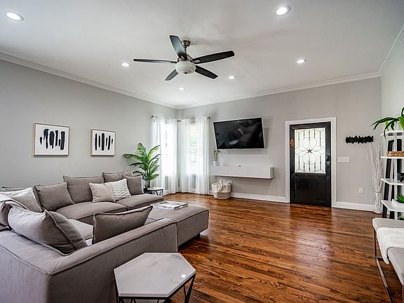 2nd image of 1309 Caldwell St #1