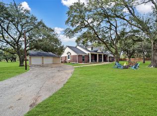 19407 Pine Tree Ln, Waller, TX 77484