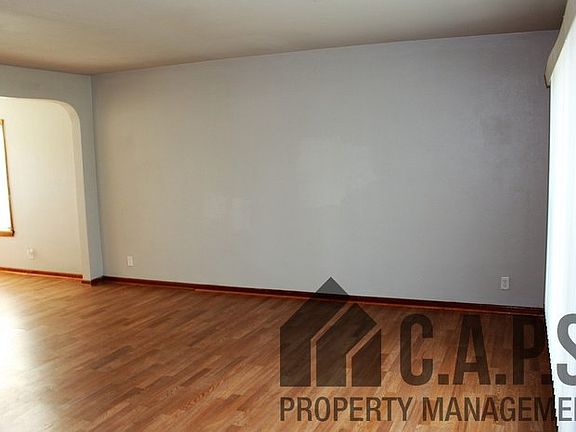 3rd image of 7507 Marshall St