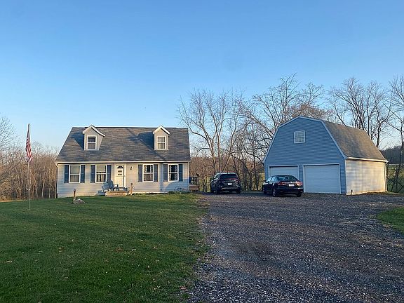 4th image of 3740 Olivesburg Rd