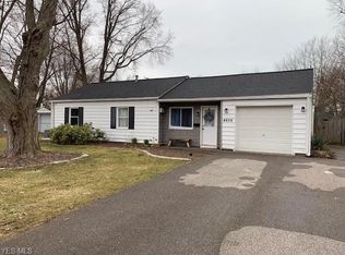 4856 Belle Meadow Rd, Mentor, OH 44060