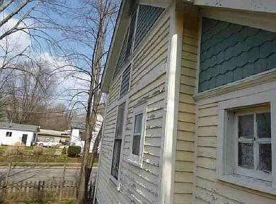 3rd image of 6679 Parkland Ave