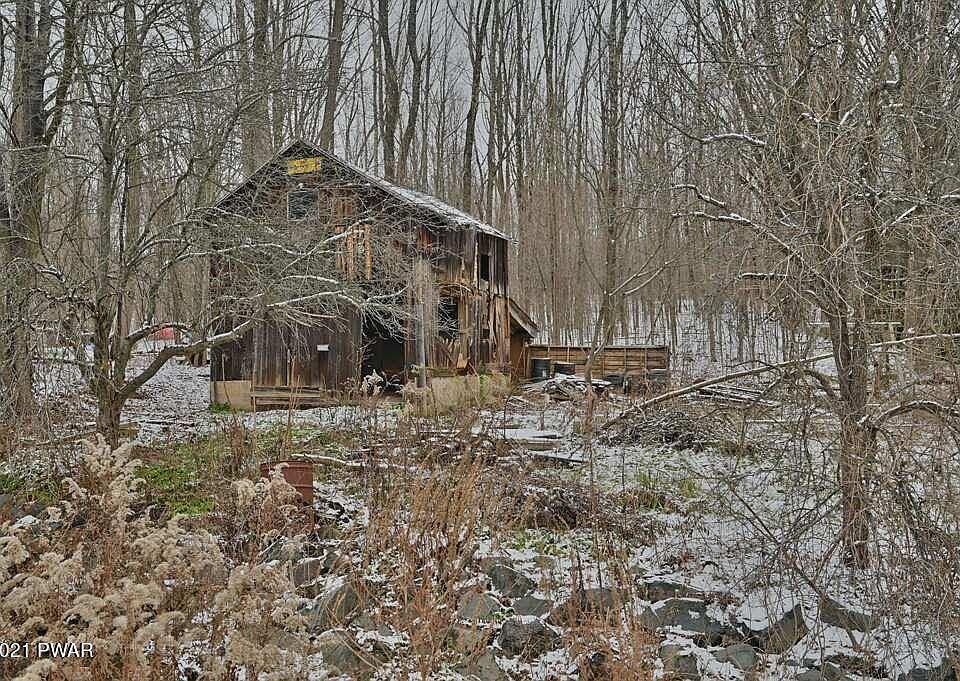 65 Carbondale Rd, Waymart, PA 18472 Zillow