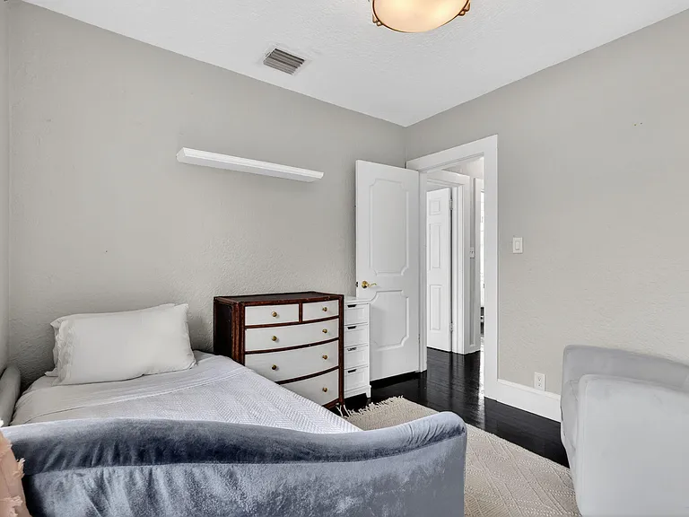 412 El Prado — Photo 29